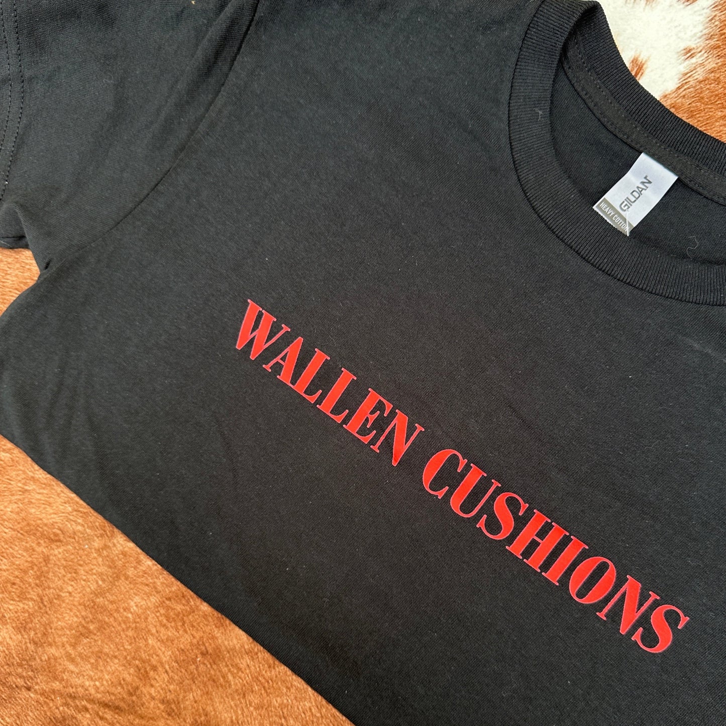 WALLEN CUSHIONS TSHIRT